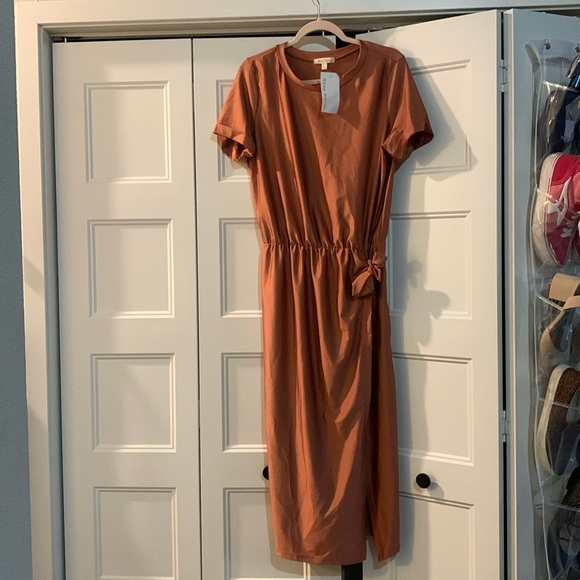 Shop Stevie Dresses & Skirts - Shop Stevie, midi wrap dress in rose, sz xl